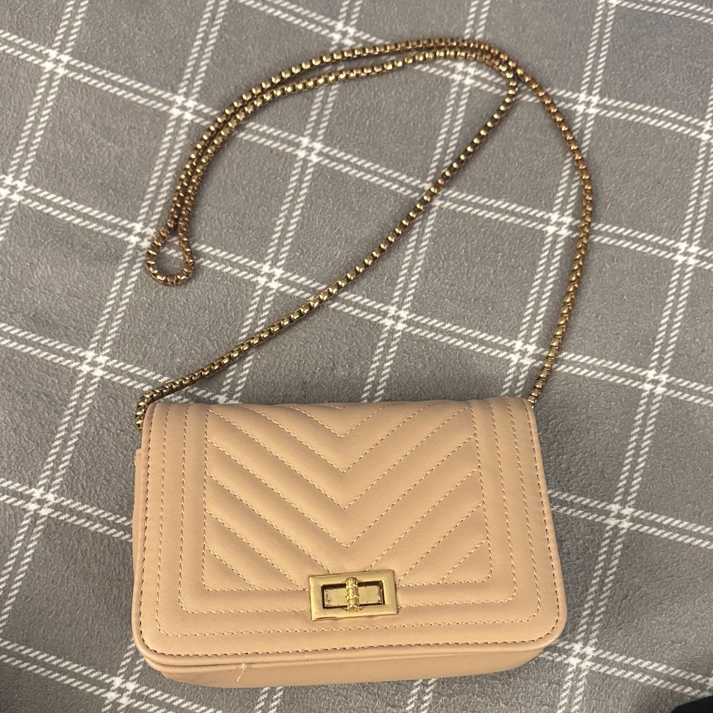 Elegant Tan Quilted Chain Bag